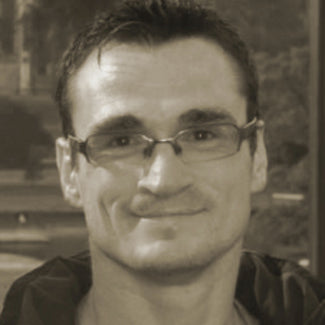 Lee Holland
